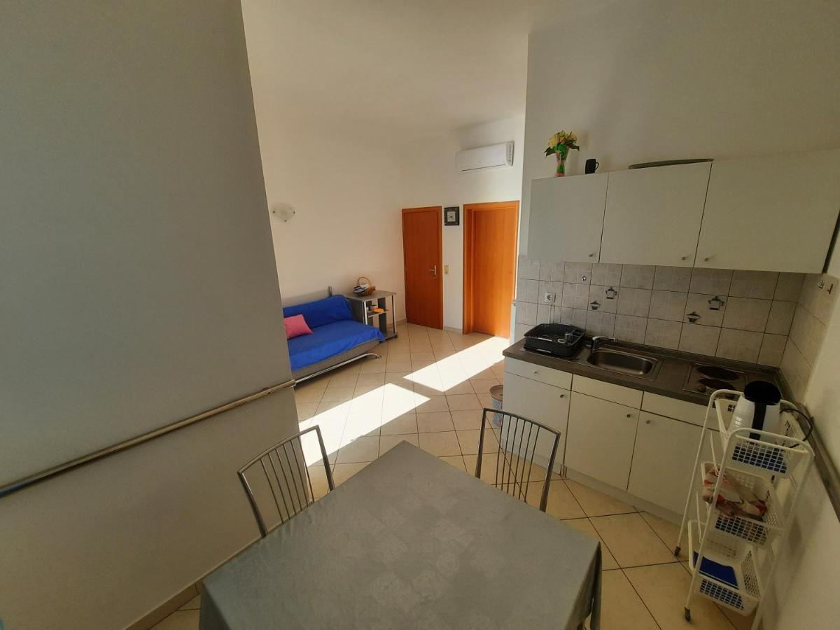 Apartment Rose Lokva Rogoznica